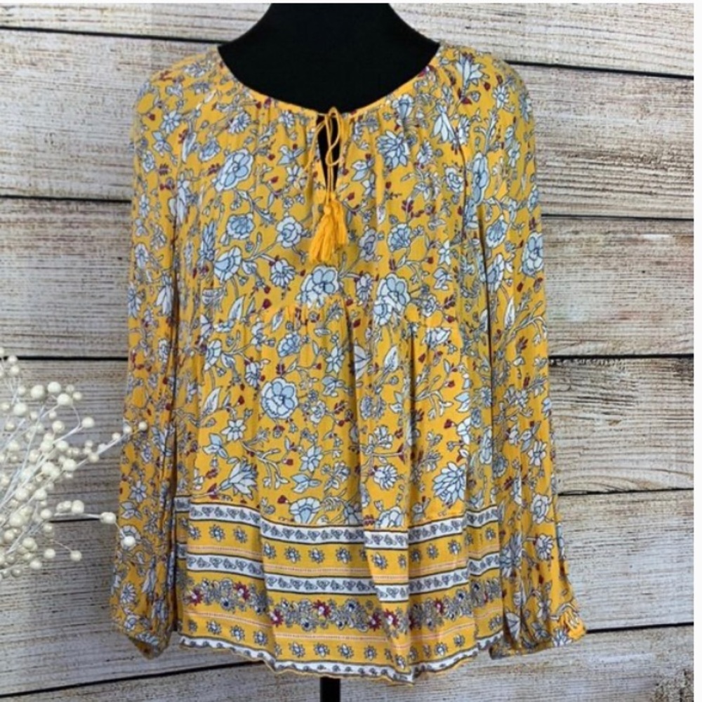 Old Navy Burgundy Diamond Print Peasant Top - Picture 2 of 2
